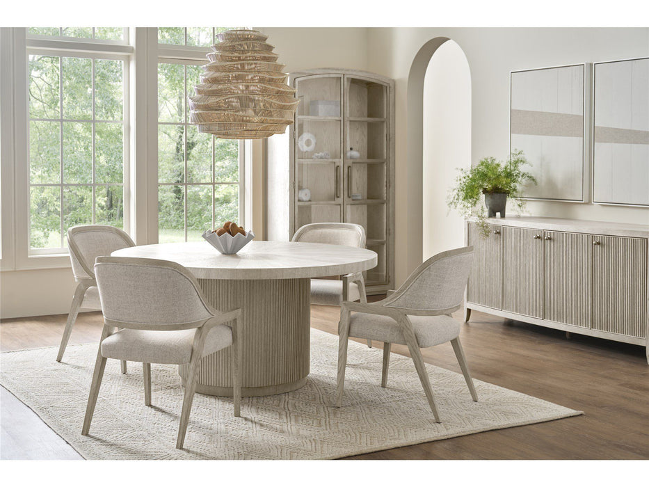 Avaline - Carmen Round Table