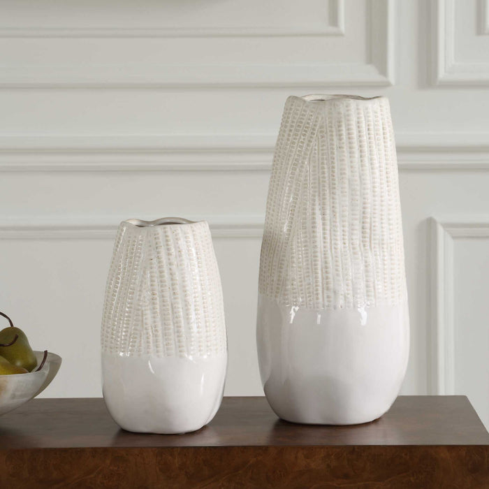 Echo Ridge - Vases (Set of 2) - White