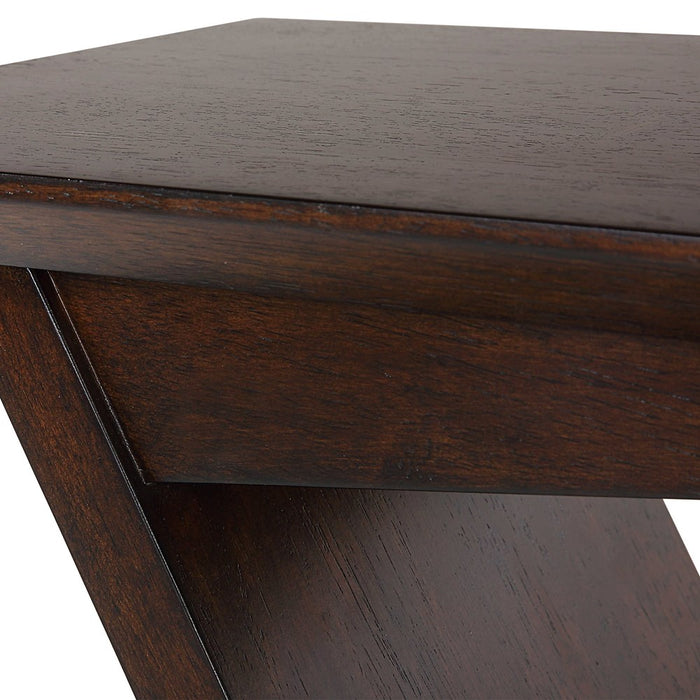 BREAKTHROUGH ACCENT TABLE