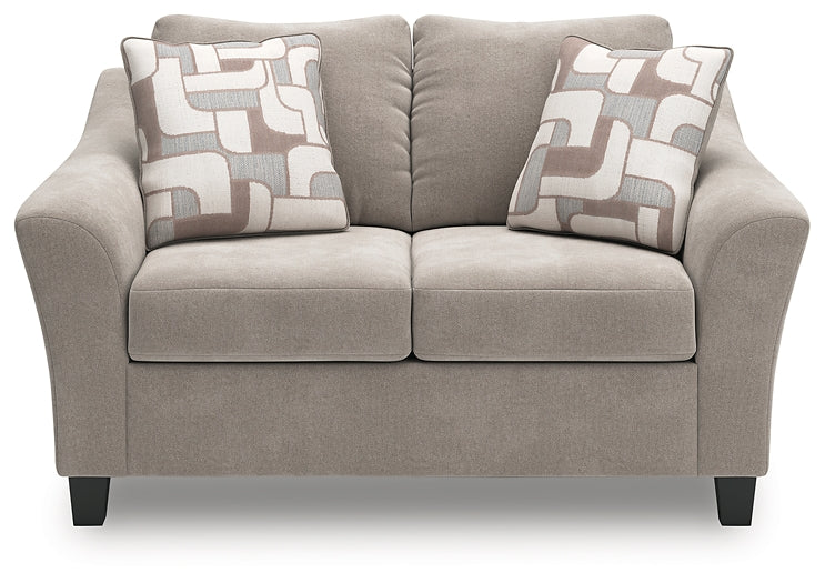 Willarae Loveseat