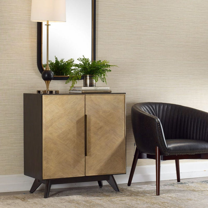 Reina 2 Door Cabinet