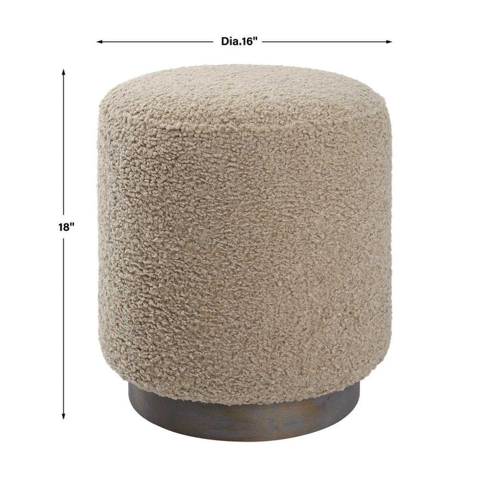 Avila Ottoman, Latte