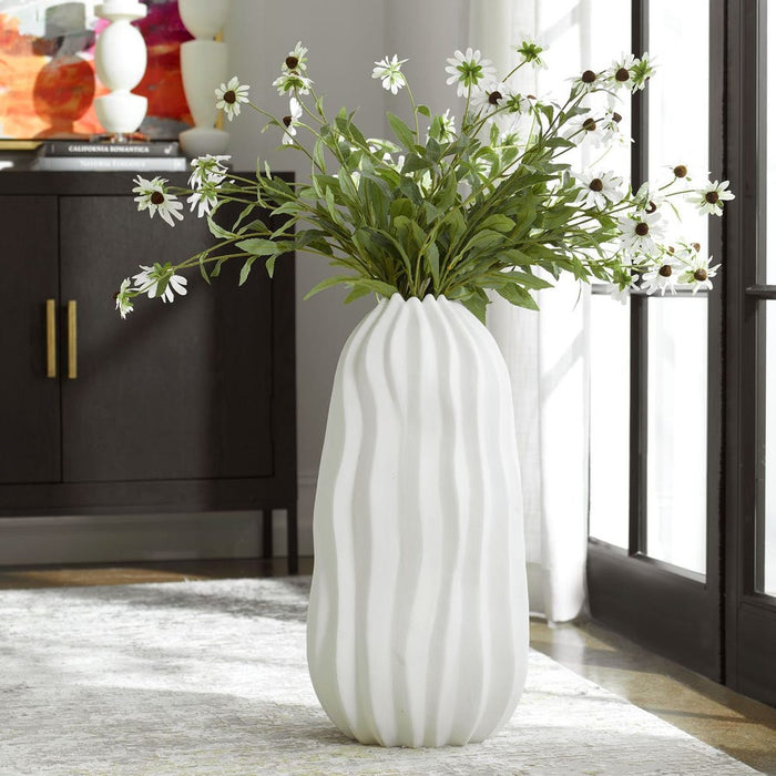 Merritt Outdoor Vase