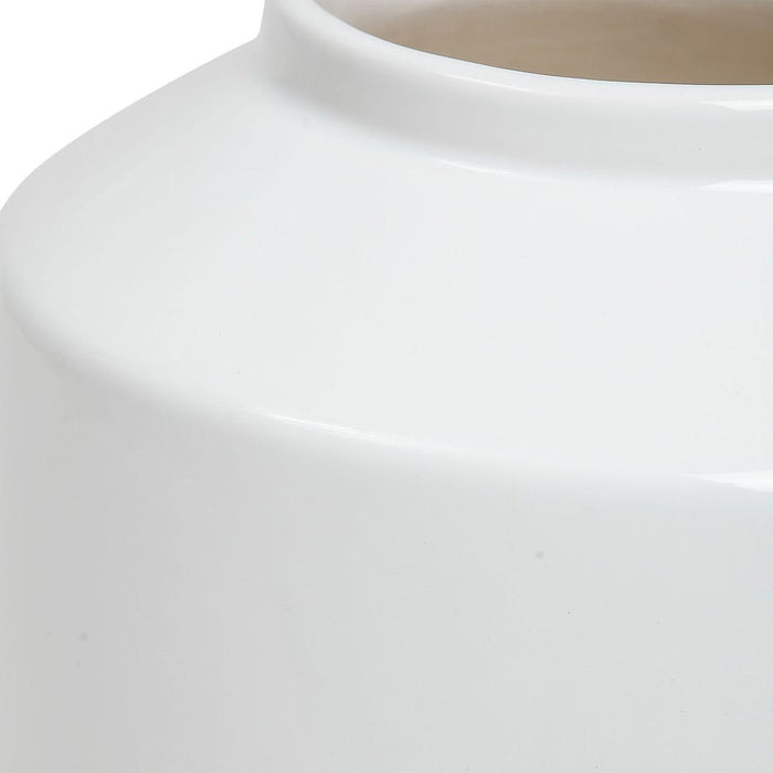Illumina Vases, S/2