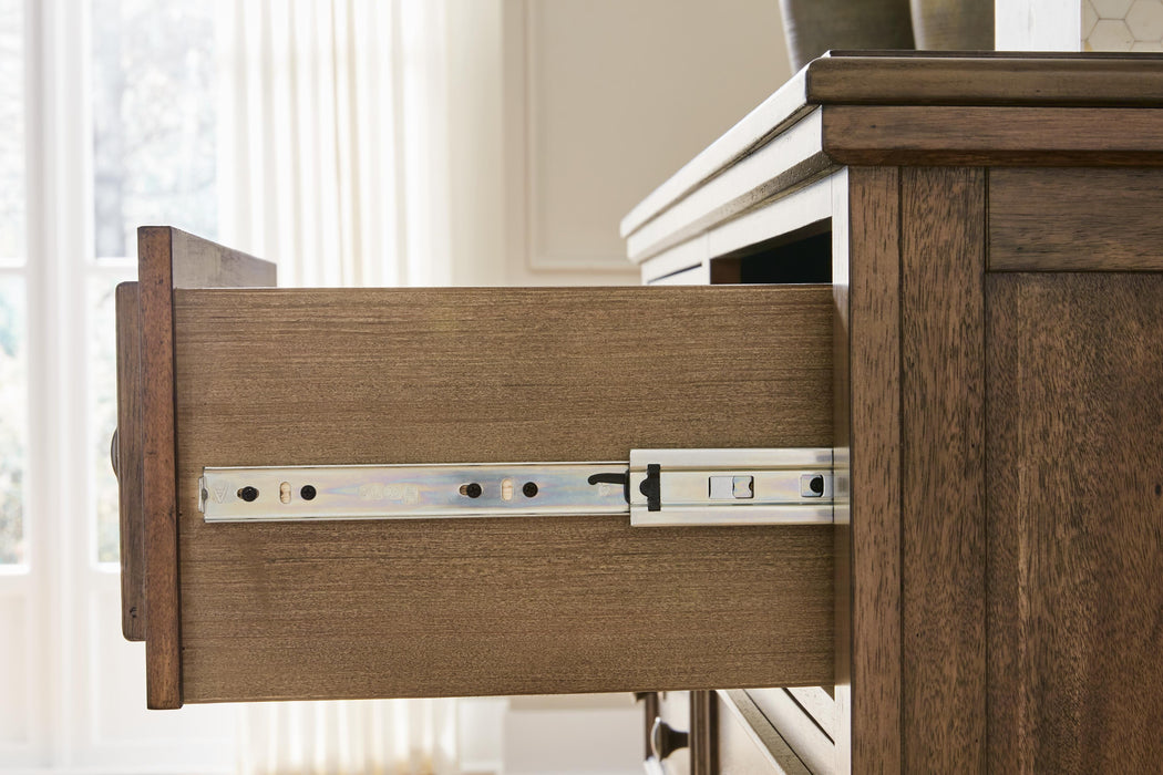 Sturlayne Dresser