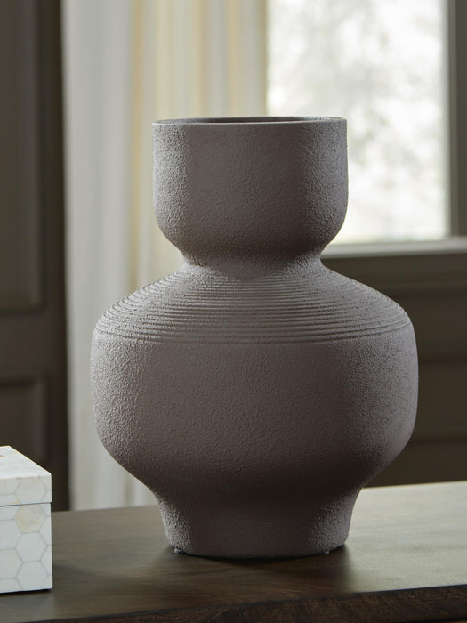 Dalsen Vase