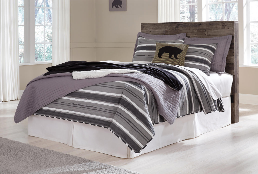 Derekson Full Panel Headboard Bed with Mirrored Dresser, Chest and Nightstand