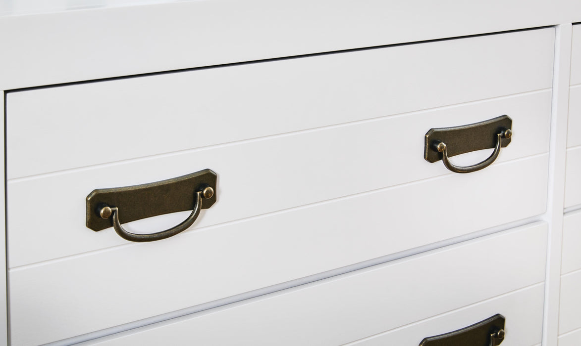 Binterglen Full Panel Bed, Dresser, Mirror, Chest and Nightstand