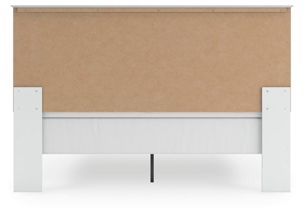 Bostwick Shoals King Panel Bed, Dresser, Mirror and Nightstand