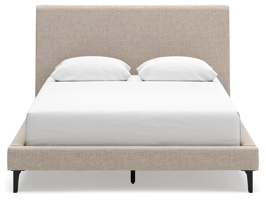 Cielden Queen Upholstered Bed with Roll Slats, Dresser, Mirror and Nightstand