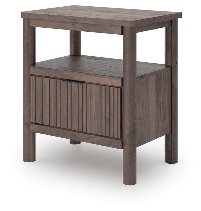 Pamytta King Upholstered Panel Bed, Dresser, Mirror and Nightstand