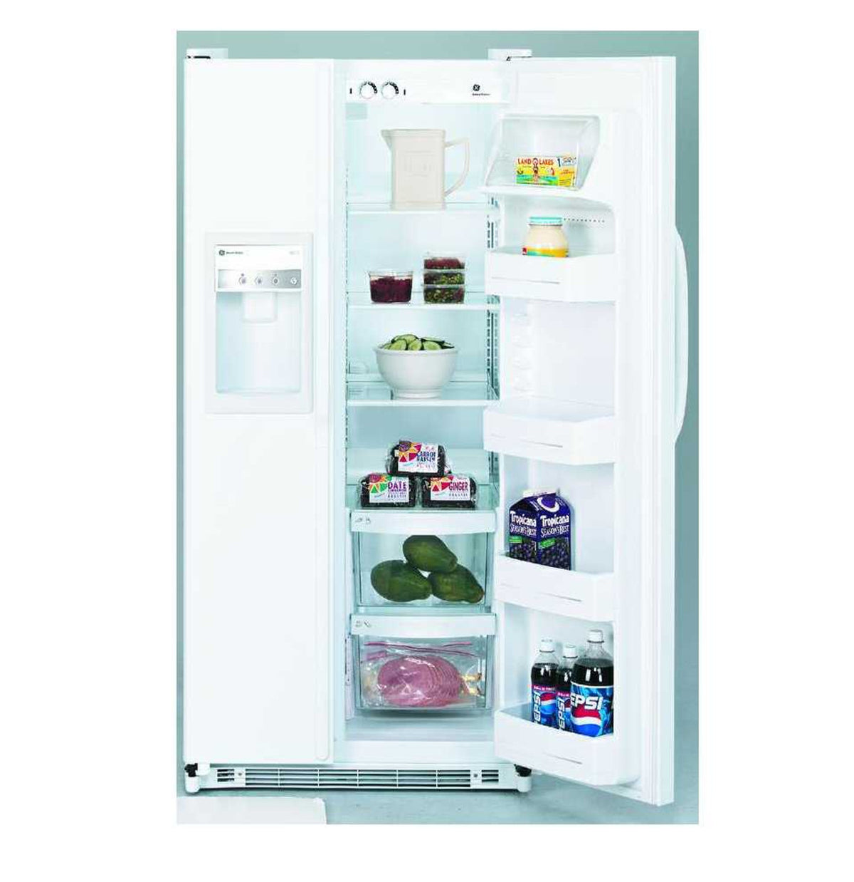 GE® Refrigerator Side by Side, 556 Liters (Freezer 189 L), SoftTouch d