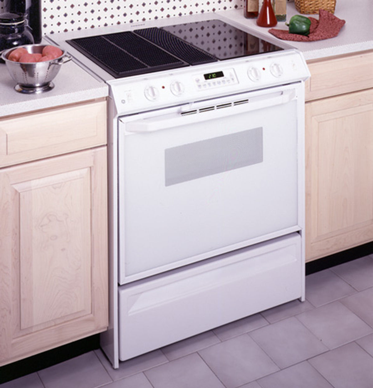 GE® 30" SlideIn Downdraft Range — Abe Krasne Home Furnishings