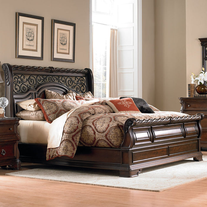 Arbor Place - Queen Sleigh Bed